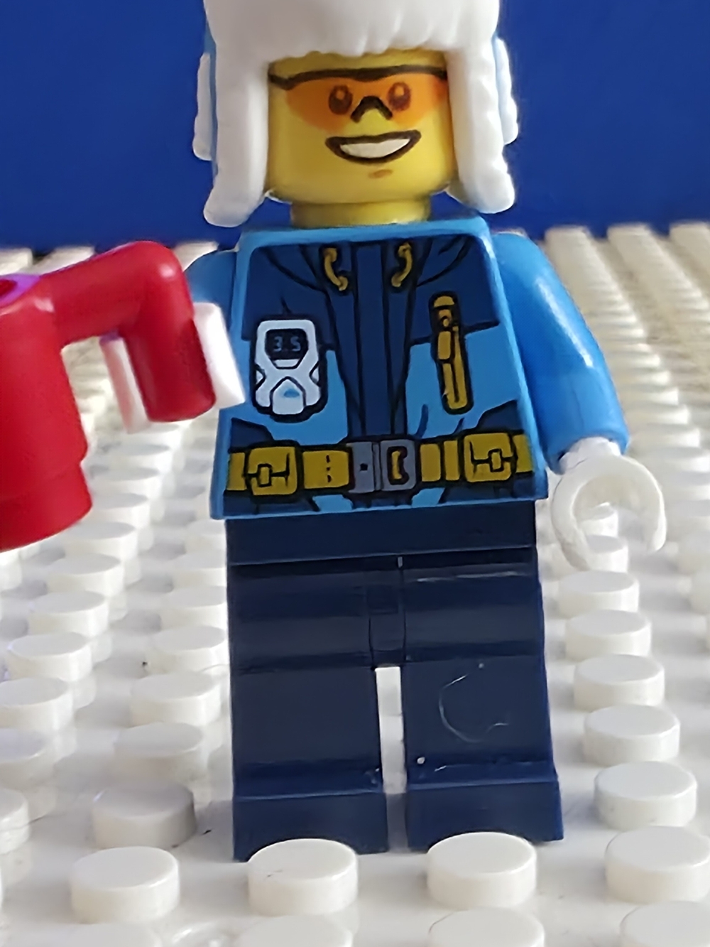 Lego cty0928 Artic Explorer - Minifigure - Town/City/Artic - Ushanka Hat